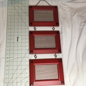 Red Triple Hanging Picture Frame